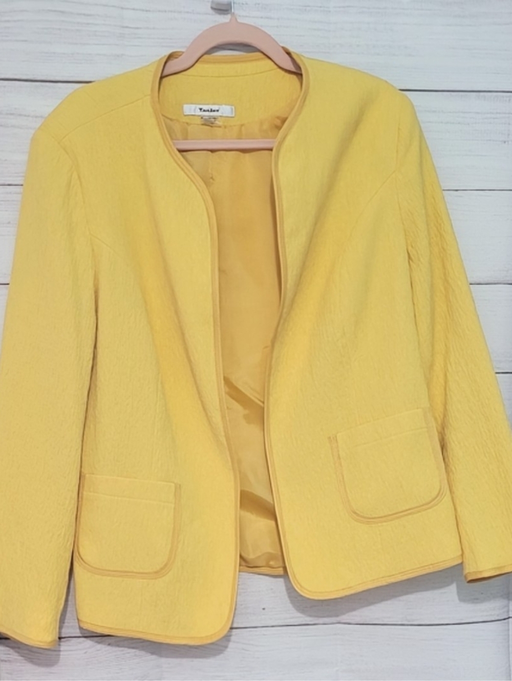 Nwot Vintage TanJay Gorgeous 💛 yellow 💛 fold crepe material blazer size 14